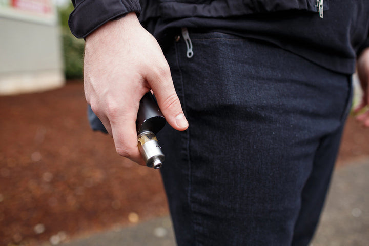 Vaping Etiquette: Do’s And Don’ts In Public Spaces